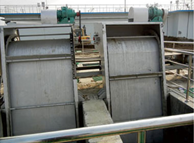 FHG型反撈式格柵除污機(jī)