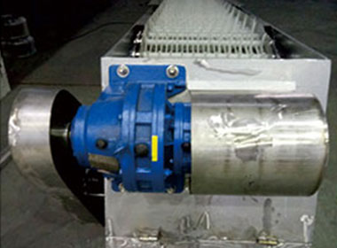 XQ型循環(huán)式齒耙清污機(jī)